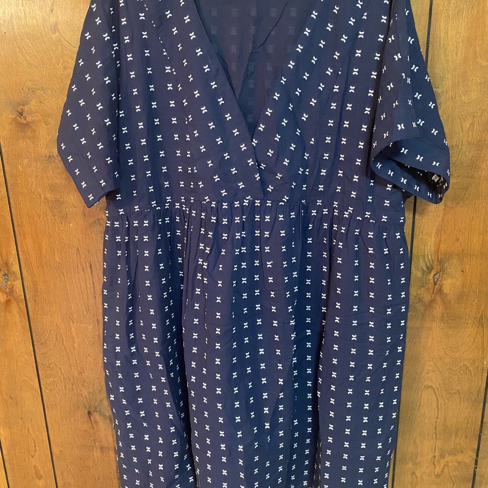 Madewell Navy V-Neck Short Sleeve Mini Dress with White Stitching
